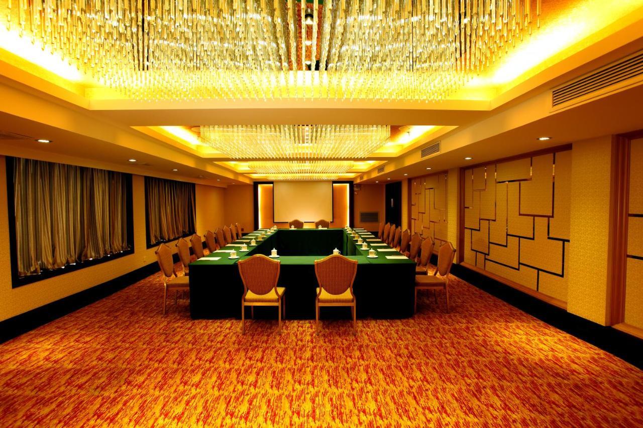 Ming Yuan Hotel Nanning Exterior photo